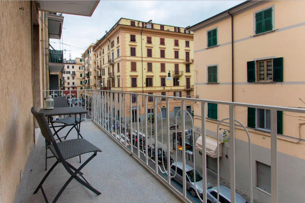 Via Colombo Holiday Rooms La Spezia Kültér fotó