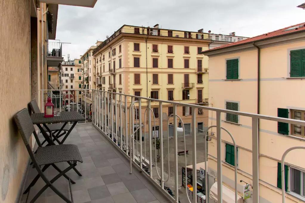 Via Colombo Holiday Rooms La Spezia Kültér fotó