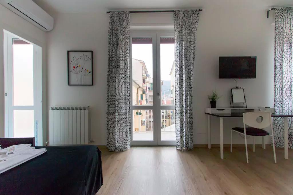 Via Colombo Holiday Rooms La Spezia Kültér fotó